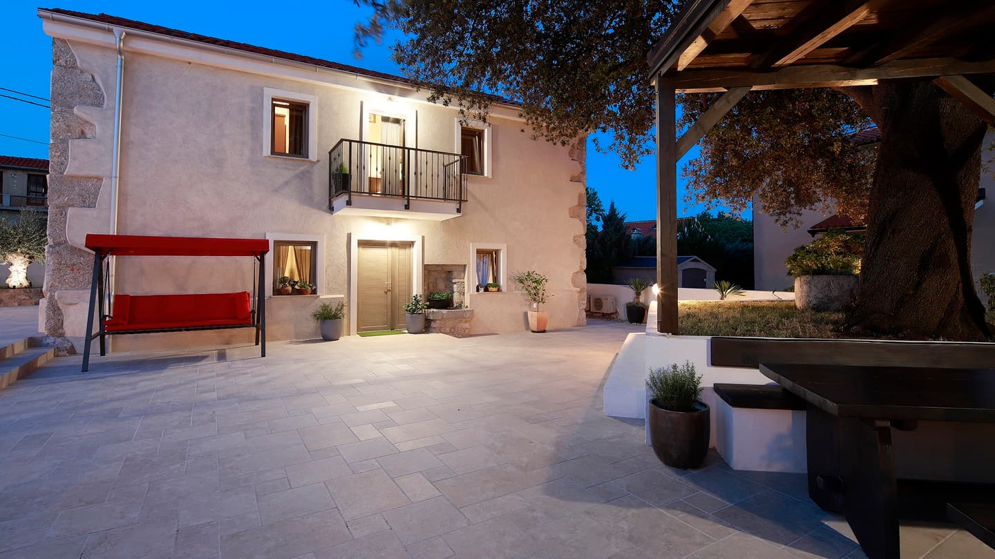 Villa HERA