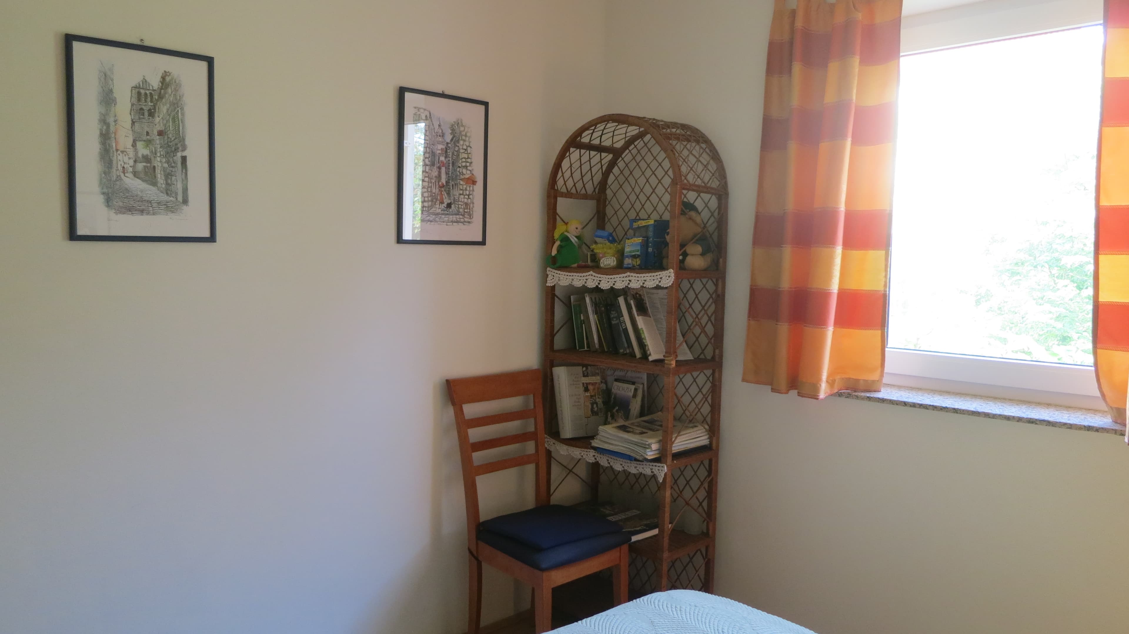 Pogled 2
