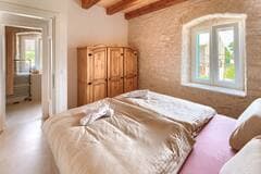 Pogled 3